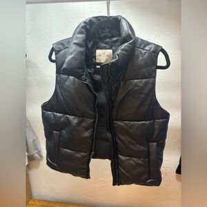 Hollister Quilted Black Vest